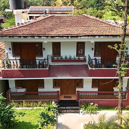 Villa Barbosa, 2 Bhk Villa & Luxury Rooms Near Colva, Sernabatim, Benaulim Beach المظهر الخارجي الصورة