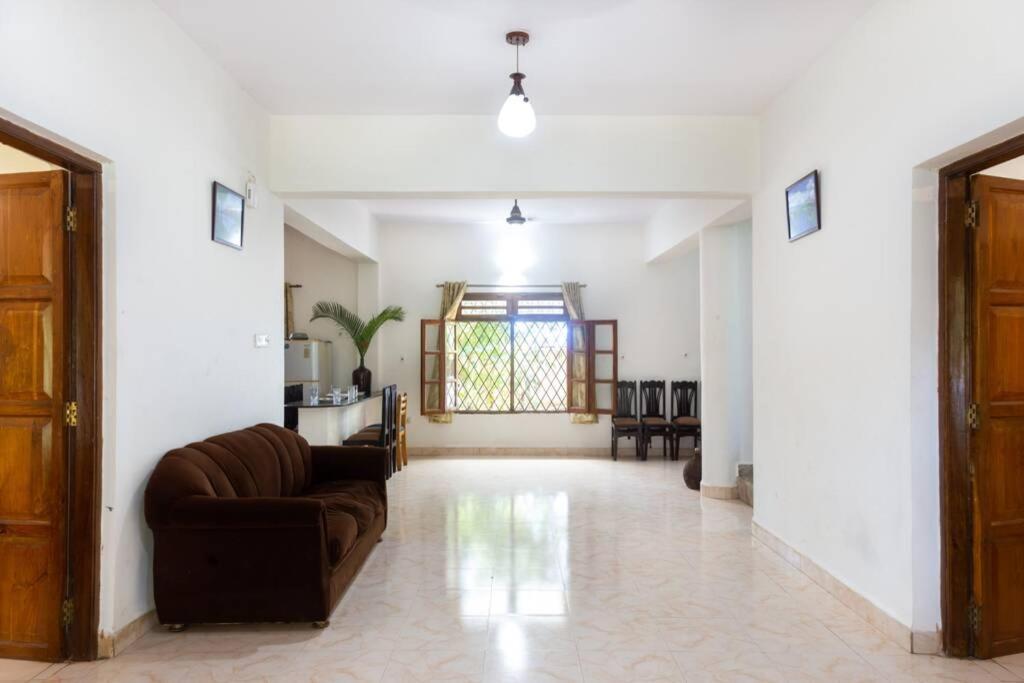 Villa Barbosa, 2 Bhk Villa & Luxury Rooms Near Colva, Sernabatim, Benaulim Beach المظهر الخارجي الصورة