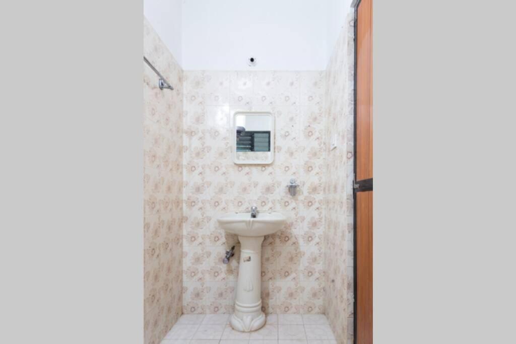 Villa Barbosa, 2 Bhk Villa & Luxury Rooms Near Colva, Sernabatim, Benaulim Beach المظهر الخارجي الصورة