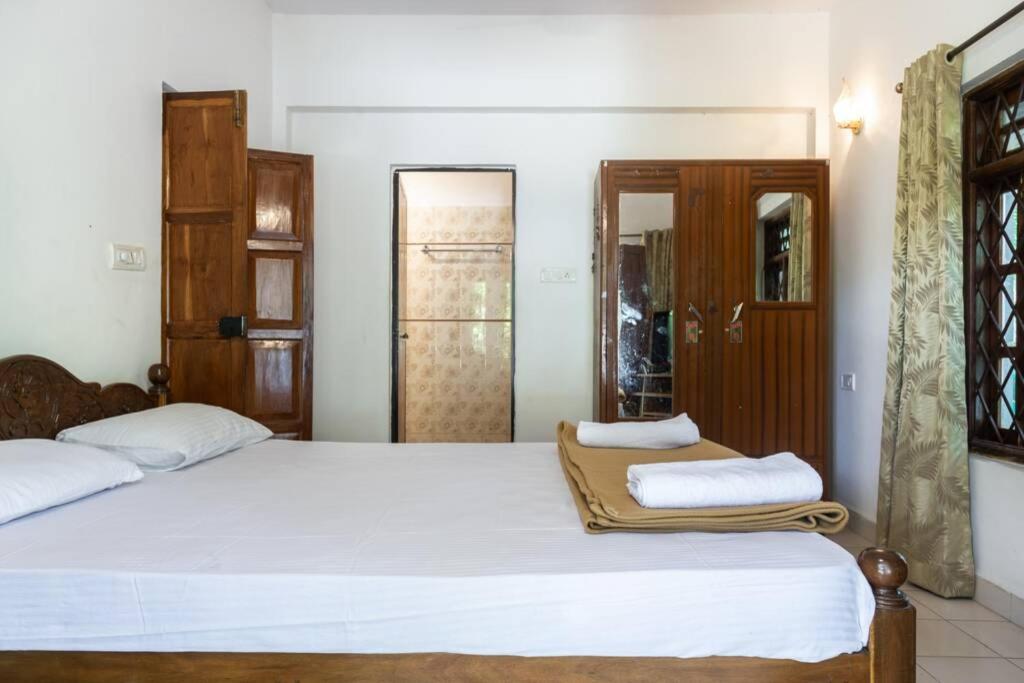 Villa Barbosa, 2 Bhk Villa & Luxury Rooms Near Colva, Sernabatim, Benaulim Beach المظهر الخارجي الصورة